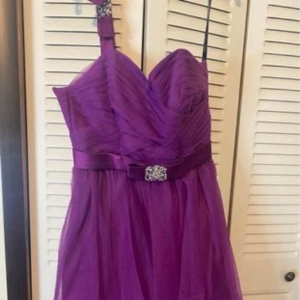 Short formal dress